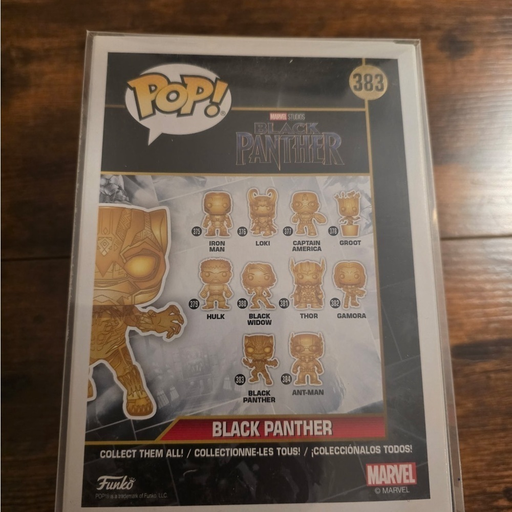 Funko Pop Marvel Black Panther Gold Chrome #383 NEW In Protector - Picture 2 of 4